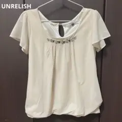 UNRELISH アイボリー ビジュー装飾 半袖ブラウス