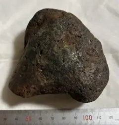 隕石?磁力が強い石!