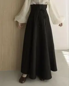 alumu volume flare skirt ブラック　サイズ2