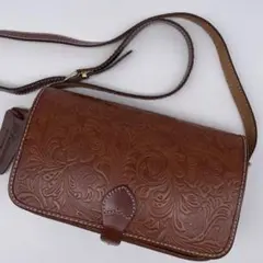 美品✨ カワノ　カービング　ショルダーバッグ　ブラウン　オールレザーポシェット