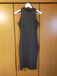 お値下げ！美品　ホルターネックノースリーブミニワンピース ブラック黒XS