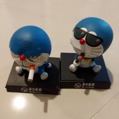 ☆★ド◯えもん☆★サングラス 　スモーク　フィギュア2体