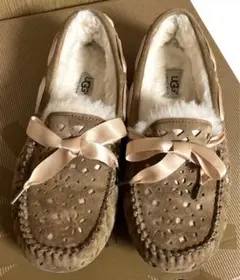 値下げ❗️【ほぼ未使用】UGG アグ モカシン 靴 25cm ブラウン