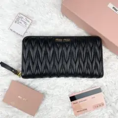 美品 MIUMIU 長財布 ラウンドファスナー マテラッセ 箱 カード