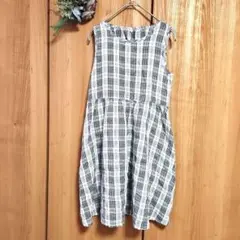 ⤵️夏物⤵️未使用【150cm】しまむら ノースリーブ ワンピース 女の子