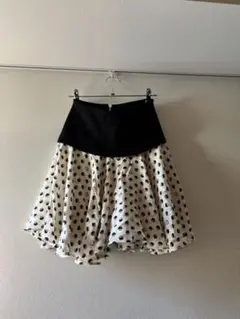 lv スカート