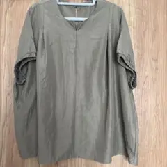 オリーブグリーン Vネック チュニック