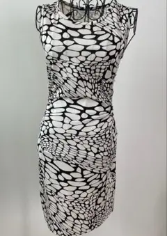 DIANE VON FURSTENBERG 高級シルク100% ワンピース　総柄