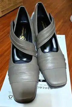 Item thumbnail for item 6925ab6b-5cfe-4231-aa88-8765e3fe1a83