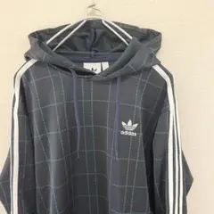 adidas トレフォイル タータンチェック 総柄 スリーライン パーカー