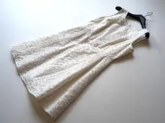 EMPORIO ARMANIエンポリオアルマーニ♪ワンピース　白
