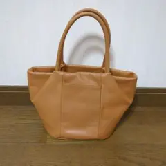 キャメル色レザートートバッグ