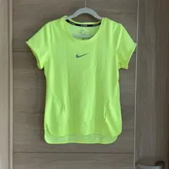 Nike DRI-FIT 蛍光イエロートップス