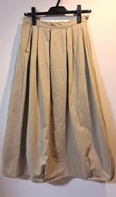 無印良品　チノバルーンスカート