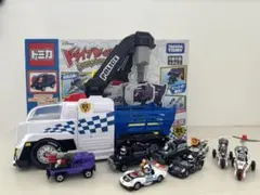 トミカ　ディズニー　ドライブセーバー　ギガクレーンポリスキャリー