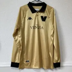 【超レア】Venezia FC ユニフォーム 長袖 Mサイズ 白 超レア】Venezia FC ユニフォーム 長袖 Mサイズ 白 - メルカリ