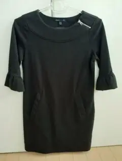 【9/2まで値下げ】Gap　黒　ワンピース