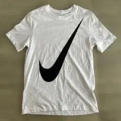 NIKE ナイキ ビッグスウォッシュ Tシャツ　Mサイズ