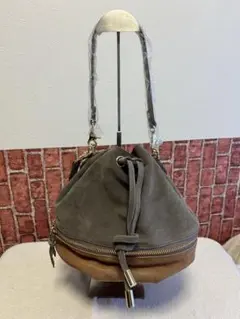 【新品】Hashibami グレー 牛革バイカラー巾着2wayバッグ　タグ付き