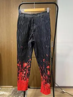 プリーツパンツ
