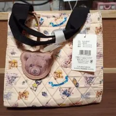 PAUL＆JOEクマの顔型チャーム付きキルティングバッグ
