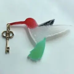 【パレスチナ連帯アイテム】ハチドリと鍵のブローチ(ハンドメイド)