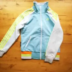 アディダス 配色オシャレなジャージ