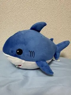 青いサメのぬいぐるみ 約23cm