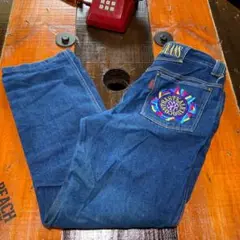 【superior】デニムパンツ 綿100% ジーンズ　マルチカラー刺繍