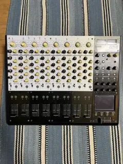 Zero8 - Korg Zero8 - Audiofanzine