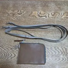 COVERARYパスケースとショルダー部品