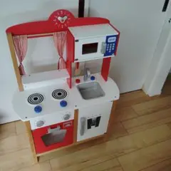木製 赤い シミュレーションキッチン
