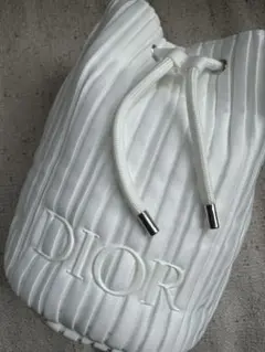Dior ホワイト プリーツ 巾着ポーチ　ノベルティ