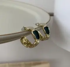 Item thumbnail for item a5adeada-4b03-45e1-bd6a-9228ef777b79