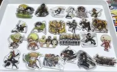 進撃の巨人　4センチアクリル