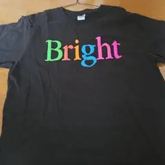 カラフルな 'Bright' Tシャツ