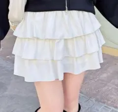 INGNI フリルミニスカパン オフホワイト