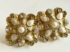 Item thumbnail for item 98311a70-b9c0-4b94-ba46-299b972046be