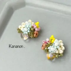 ビーズの花束ピアス/イヤリング＊371bl