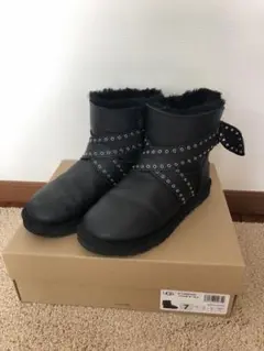UGG アグ 38周年記念モデル CAMERON 38