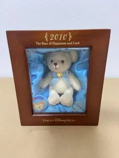 【最終値下】ぬいぐるみ　イヤーダッフィー　2012年 新品未使用 2025年最新】イヤーダッフィー2012の人気アイテム - メルカリ