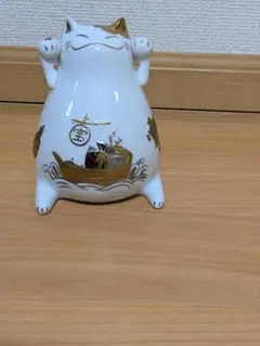 招き猫 貯金箱 白金装飾