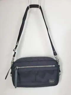 Item thumbnail for item 75806524-bc2d-4176-889a-593db8d4cf4b