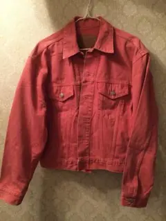 サーモンピンクのG ジャン