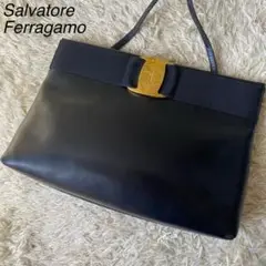 ✨極美品 フェラガモ ショルダーバッグ レザー ヴァラ リボン ブラック