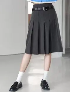 グレー プリーツスカート ひざ丈