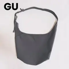 GU ソフトナイロンクロスボディバッグ グレー 男女兼用ショルダーバッグ