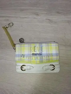 チェック柄パスケース