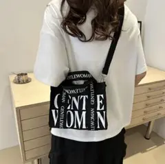 GENTLEWOMANロゴ ショルダーバッグ ブラック