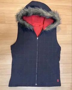 Item thumbnail for item 66cfa69c-d9a1-4c51-a585-7d9624589729